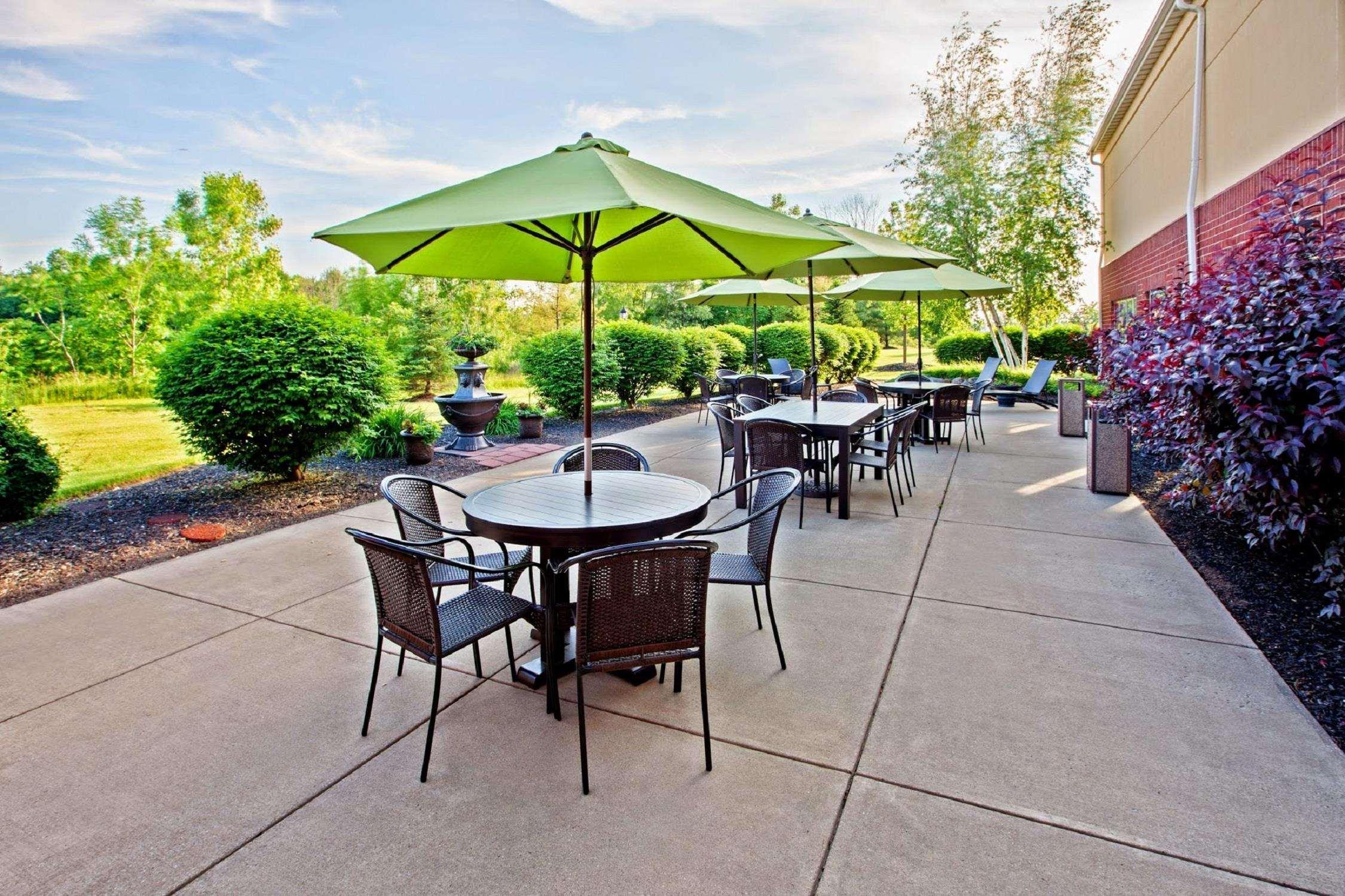 Hampton Inn & Suites Cleveland-Southeast-Streetsboro Exterior photo