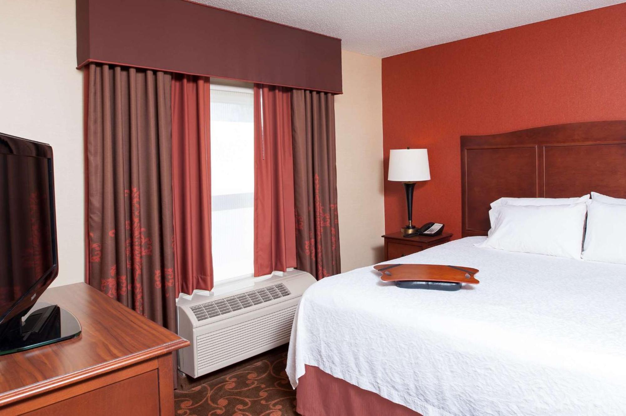 Hampton Inn & Suites Cleveland-Southeast-Streetsboro Exterior photo